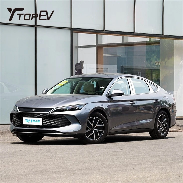 2024 BYD Qin L DM-i سيدان متوسطة الحجم